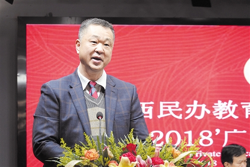 广西二建董事长_广西彰泰集团董事长(2)