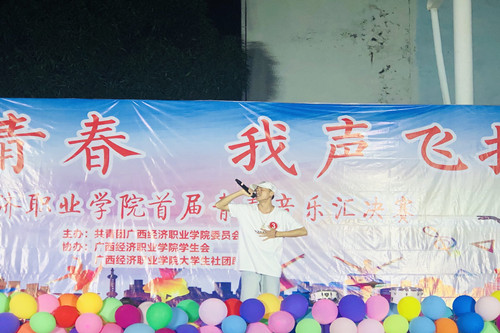 AF0026A5-48C3-4A99-9F51-FE5402EDE827_hd.jpg