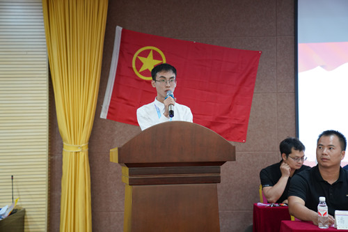 主持人：第十二届学生会主席团成员 陈宇荣.JPG