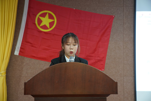 潘富娆.JPG