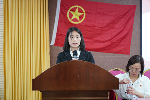 主席团谢石贤_副本.jpg