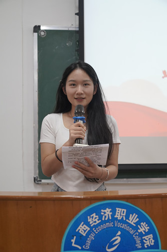 李春燕_副本.jpg