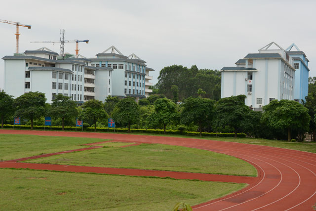 图"说"校园景色美-广西经济职业学院