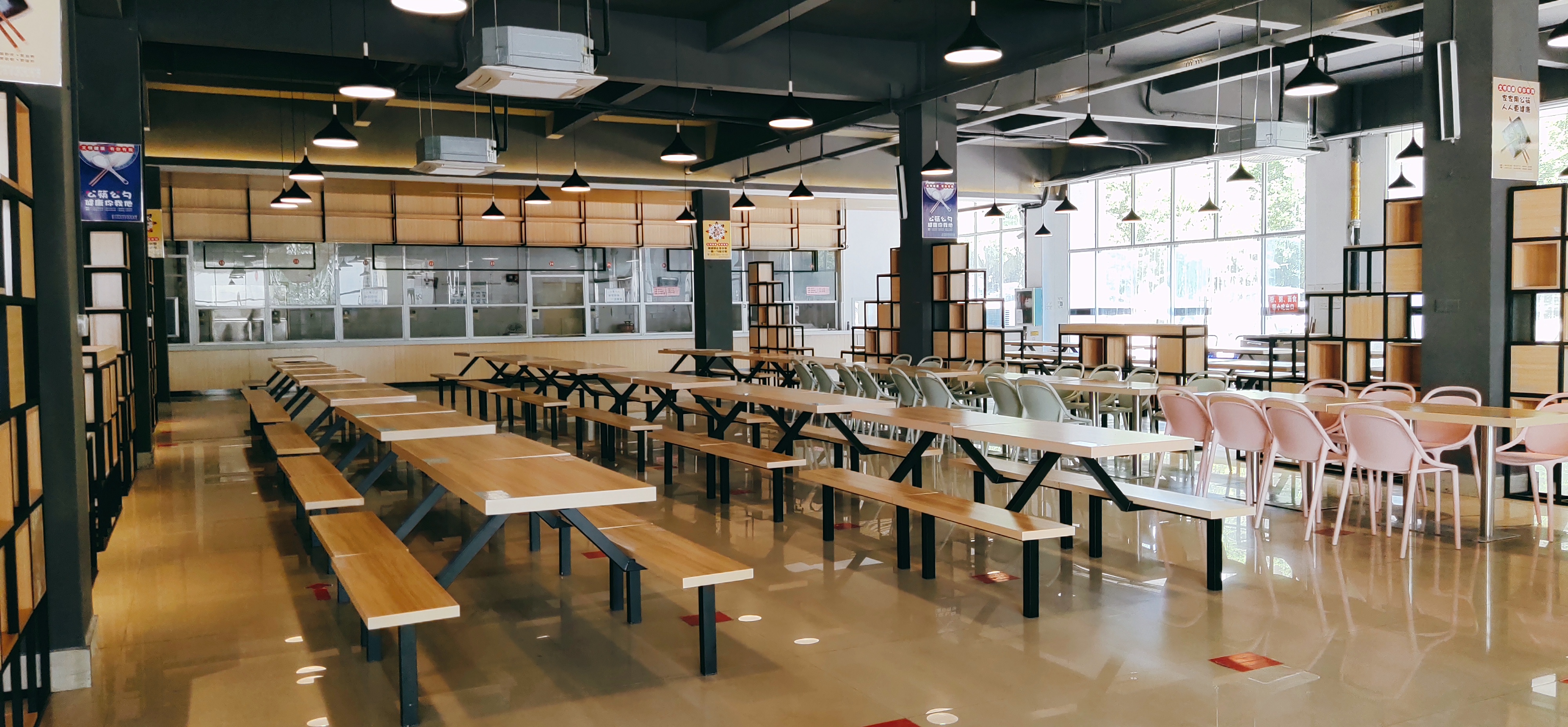 学校食堂2-广西经济职业学院